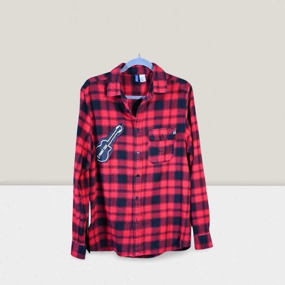 Red & Black Flannel – Medium, Johnny Cash Patch - Picture 3 of 3